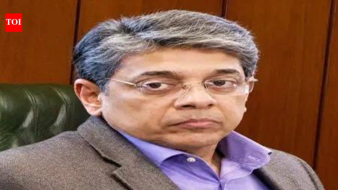 1993-batch IPS officer Dixit to be IB chief | India News