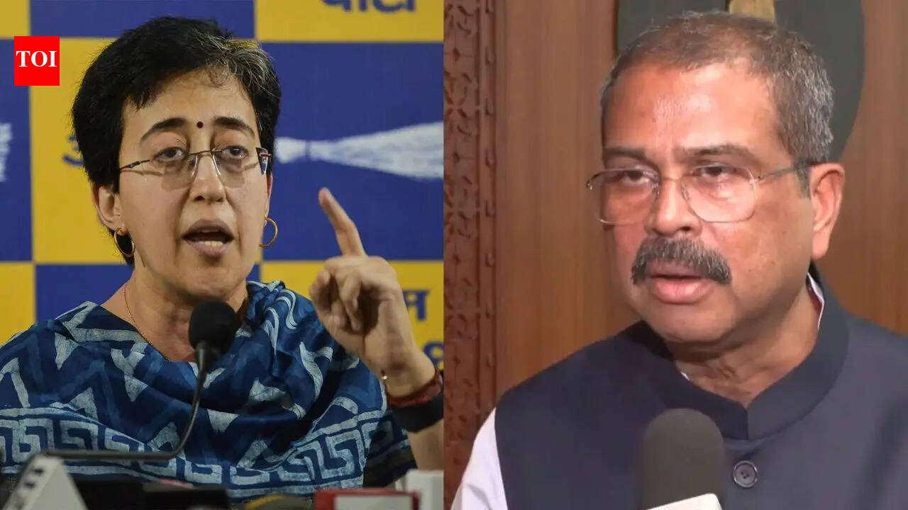 Atishi Criticizes CBSE Reevaluation Process Over Limited Payment Options | India News