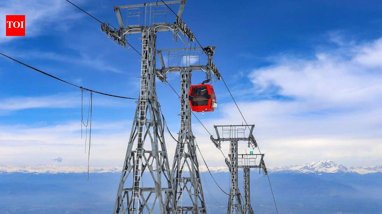 Gulmarg’s gondola ride resumes after a month | India News