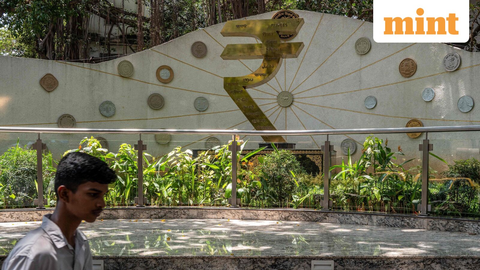 Indian rupee in free fall: What the govt is doing to lure foreign capital and lift currency