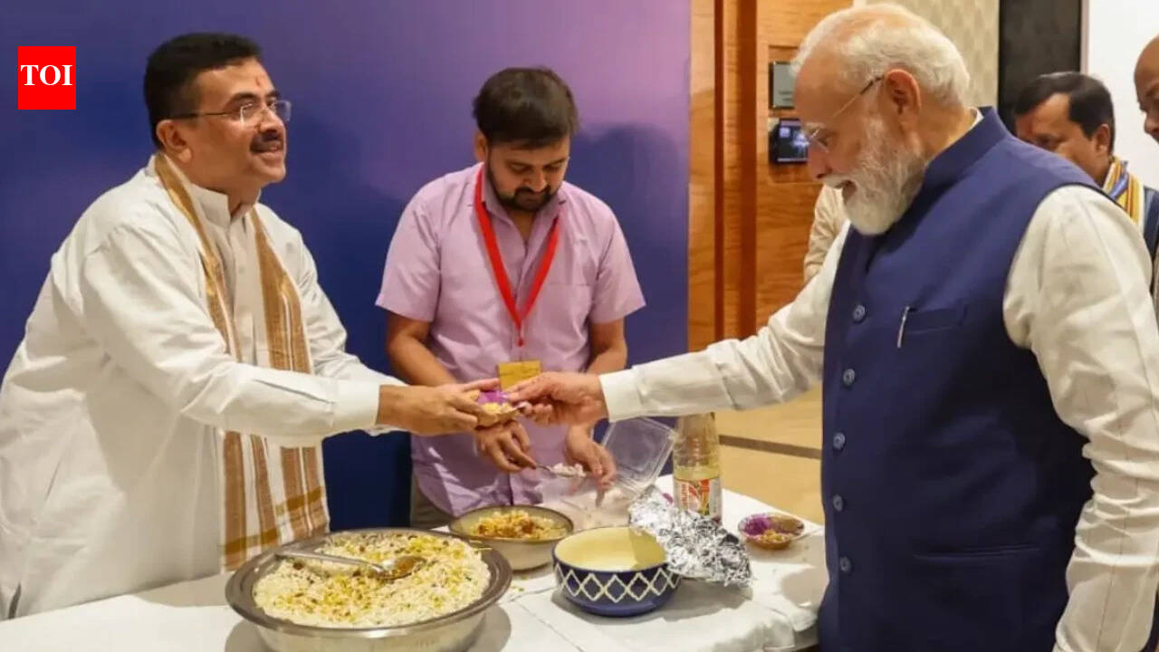 Jhalmuri becomes a TMC (tangy, masaledar & crunchy) snack | India News
