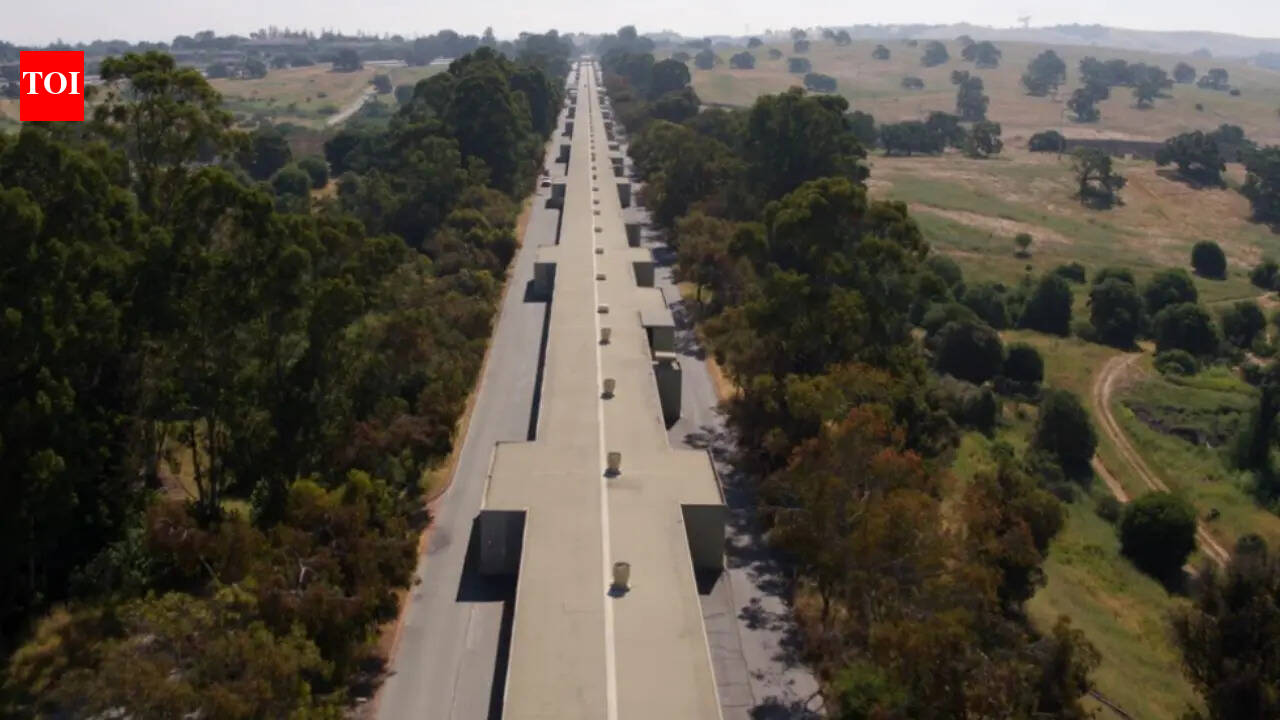 Klystron Gallery: Inside California’s 3-kilometre straight corridor: The 40-minute walk through the Klystron Gallery that never curves | World News