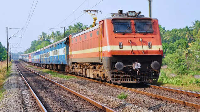 Lhb Coaches To Be Introduced In Two Trains, Including The Lucknow-varanasi Superfast, Starting From The 25th. – Lucknow News