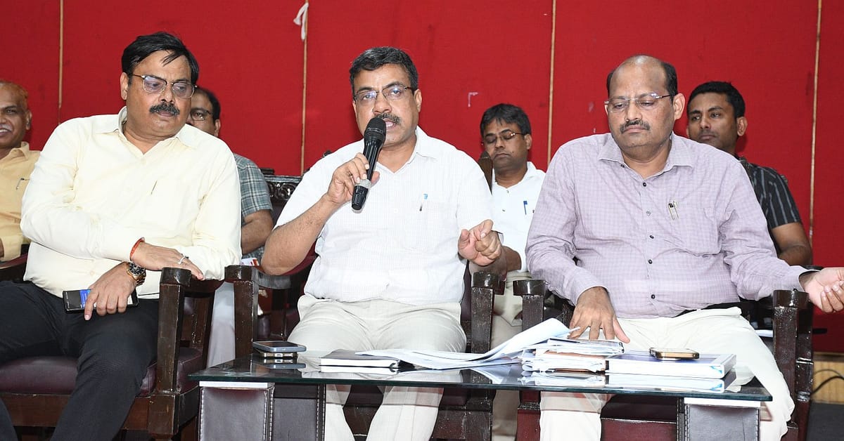 Lucknow News: आग से बचाव के उपाय न मिले तो होगी कार्रवाई…
