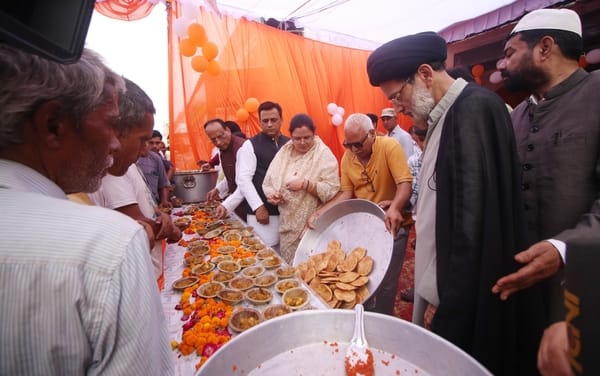 Lucknow News: नौतपा में चढ़ा आस्था का पारा, पूरा शहर बजरंगबली की भक्ति में डूबा नजर आया