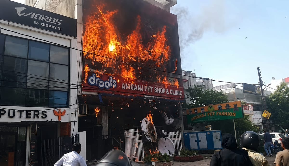 लखनऊ अग्निकांड:हाईकोर्ट की सख्त टिप्पणी, कहा- 15 युवाओं का जान गंवाना राज्य की दयनीय स्थिति दिखाता है – Lucknow Fire Tragedy: High Court Sternly Remarked That The Loss Of Lives Of 15 Youths Shows The Pathetic Condi