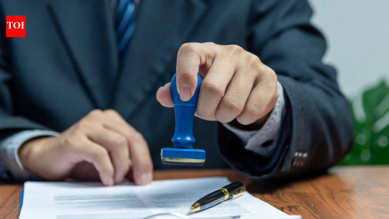 Over 0,000 forfeited in Australian visa fraud crackdown; man jailed for submitting false migration documents