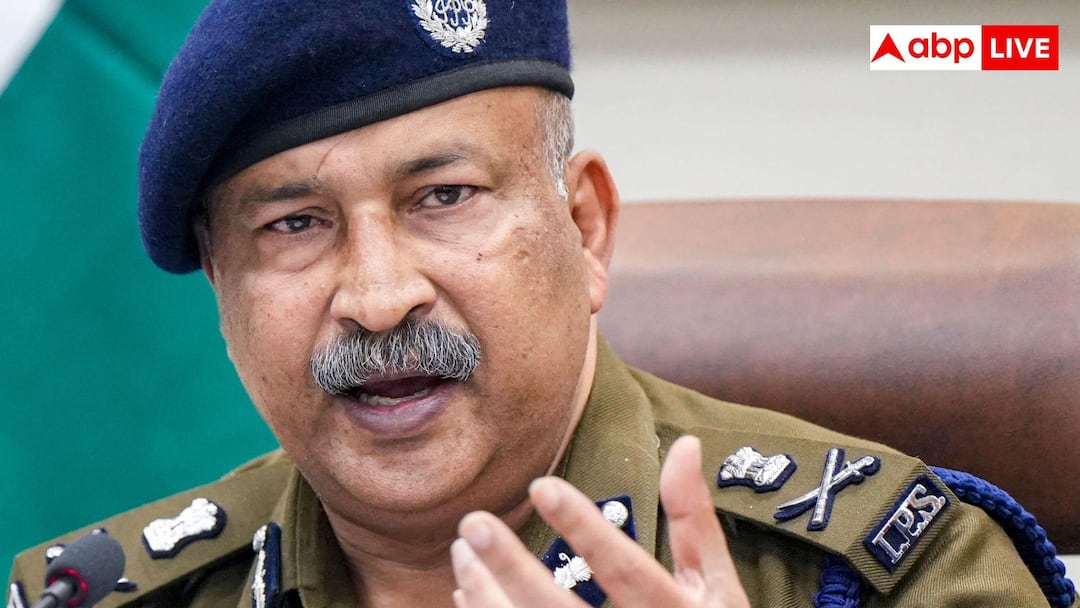 UP DGP Salary: यूपी पुलिस के DGP को कितनी सैलरी मिलती है, इस पद तक कैसे पहुंचते हैं IPS?