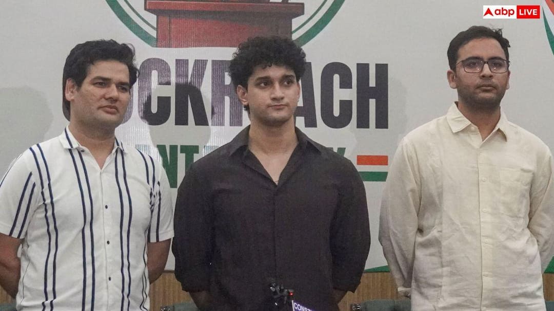 ​कितने पढ़े लिखे हैं कॉकरोच जनता पार्टी के तीनों प्रवक्ता? जानिए कहां से ली है शिक्षा