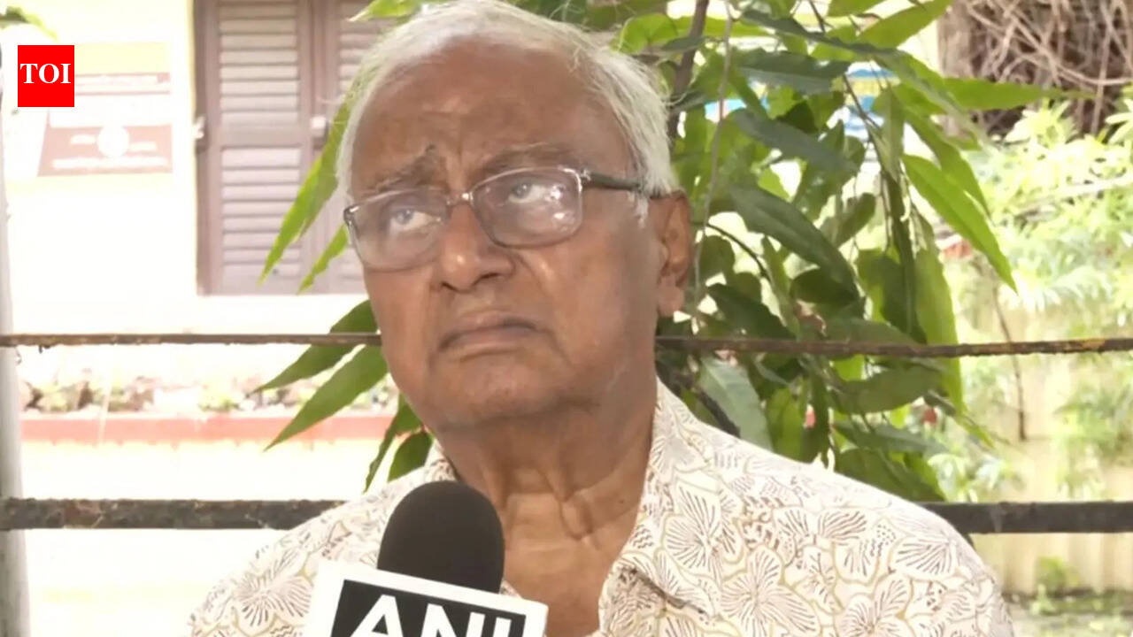 ‘BJP taking over our offices across Bengal’: Mamata faction’s Saugata Roy after rebels ‘lock’ TMC’s Kolkata premises | India News