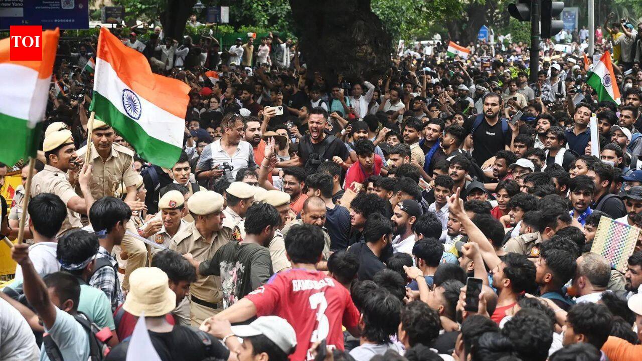 CBI Chargesheet Against 13 in NEET-UG Paper Leak; Fast-Track Court Hearing Soon | India News