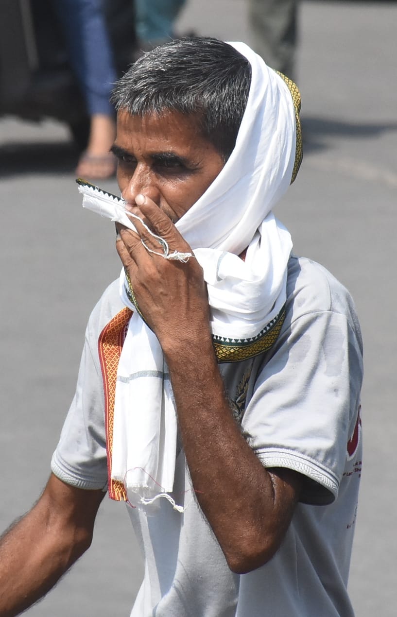 Lucknow News: राजधानी में दो दिन पसीने छुड़ाएगी उमस भरी गर्मी