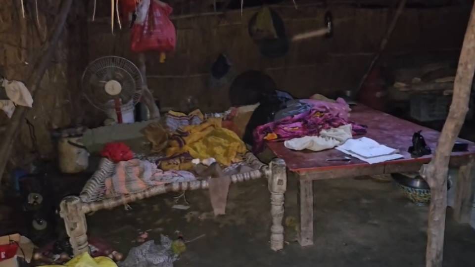 Sitapur News:झोपड़ी में घुसकर तीन साल की बच्ची को उठा ले गया आदमखोर, मां के साथ सो रही थी; परिजन बदहवास – Wild Animals Abducts Three Year Old Girl After Entering Hut In Sitapur She Was Sleeping Beside Her Mother
