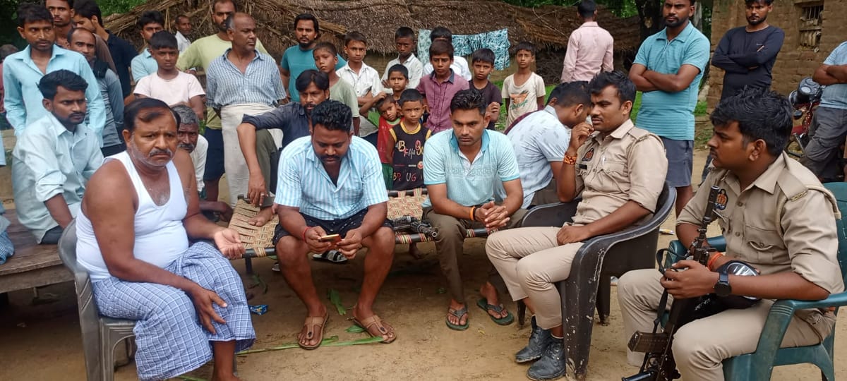अमेठी:पैतृक जमीन के विवाद में बड़े भाई और भतीजे ने मिलकर की छोटे भाई की हत्या, पुलिस ने किया गिरफ्तार – Amethi: Farmer Brutally Murdered Over Ancestral Land Dispute, Elder Brother And Nephew Detained; Village Tens