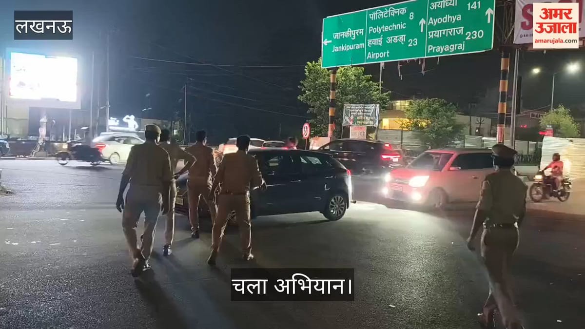 इंजीनियरिंग कॉलेज चौराहे पर ब्लैक फिल्म और हूटर लगी गाड़ियों पर चला अभियान
