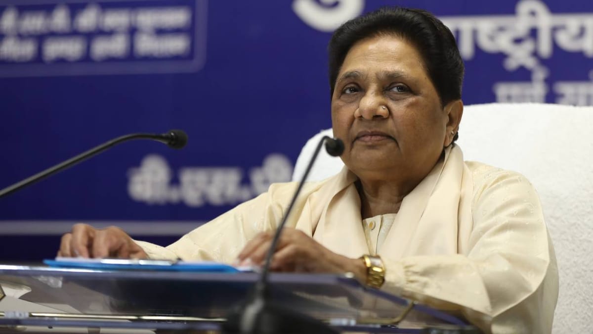 जौहर यूनिवर्सिटी पर बुलडोजर एक्शन पर रोक:मायावती ने फैसले का किया स्वागत, बोलीं- तोड़फोड़ नहीं, समाधान जरूरी – Mayawati Welcomed Decision To Stay Bulldozer Action Against Jauhar University