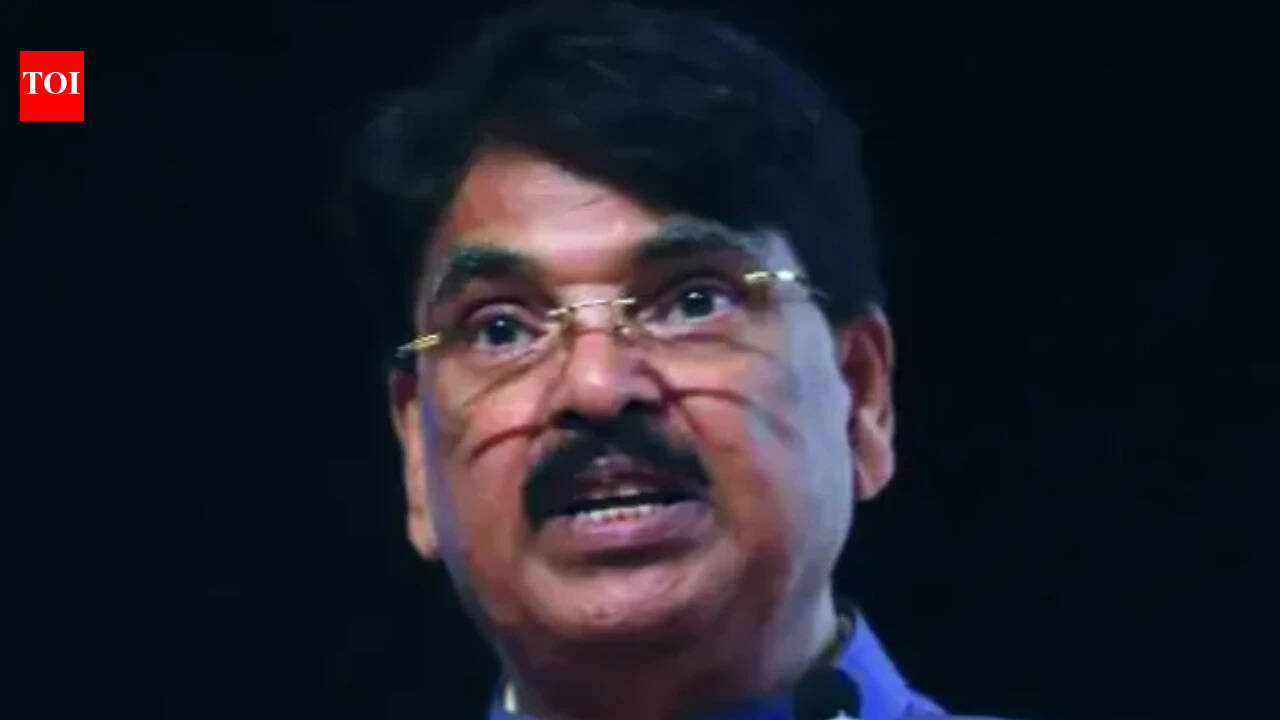 BCI chairman apologises to law students after row over NALSAR diktat