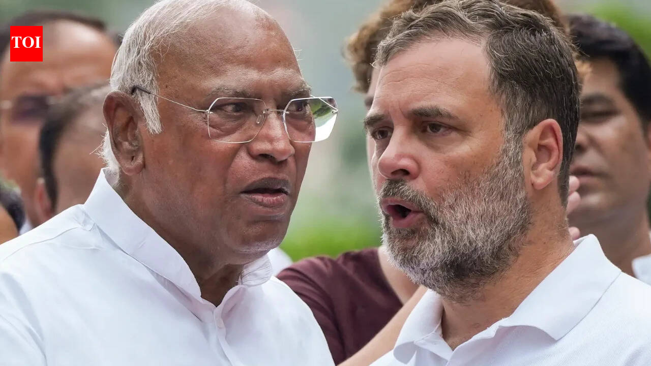 BJP to Congress: Let House function, Amit Shah will come | India News