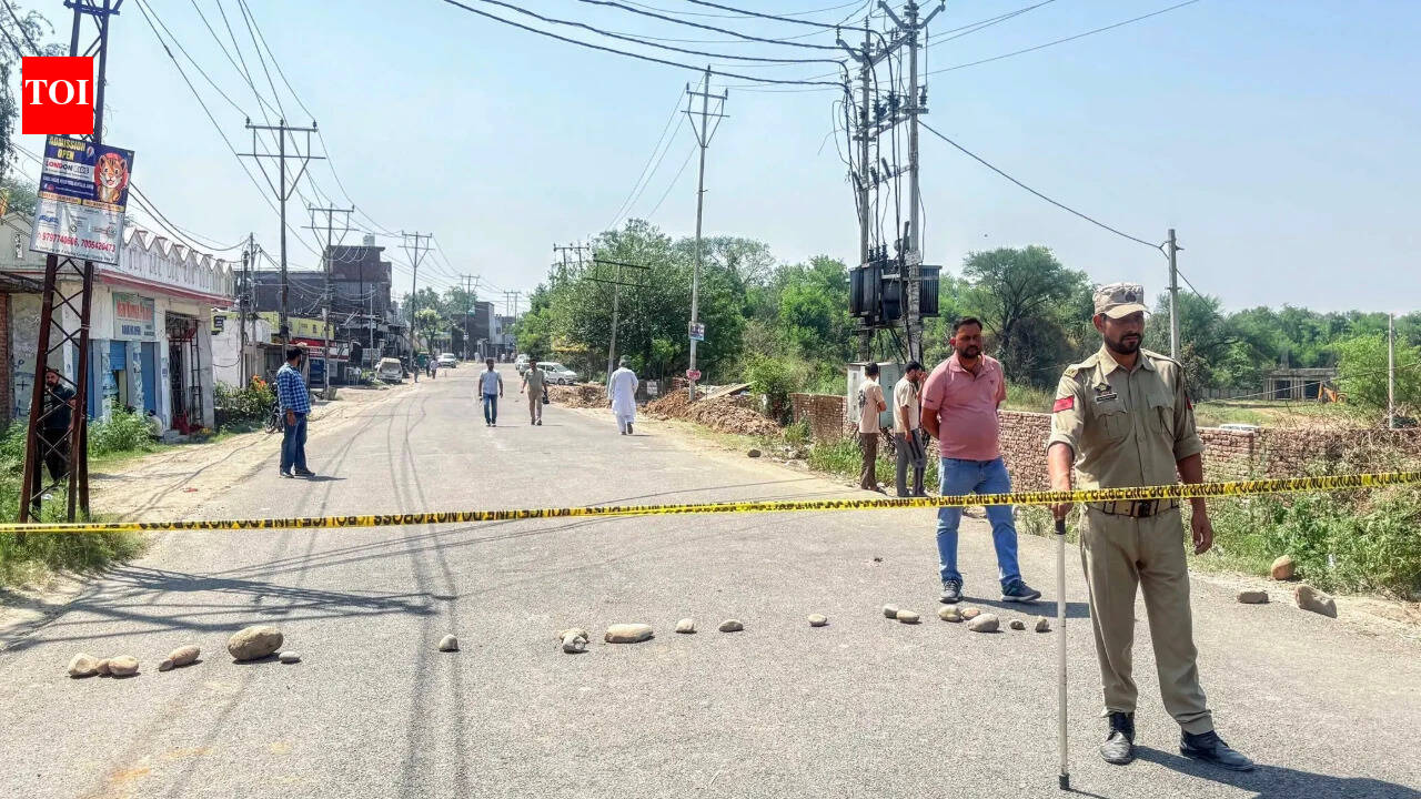 J&K SIA reopens probe into 1990 killings of Kashmiri Pandit poet, nurse