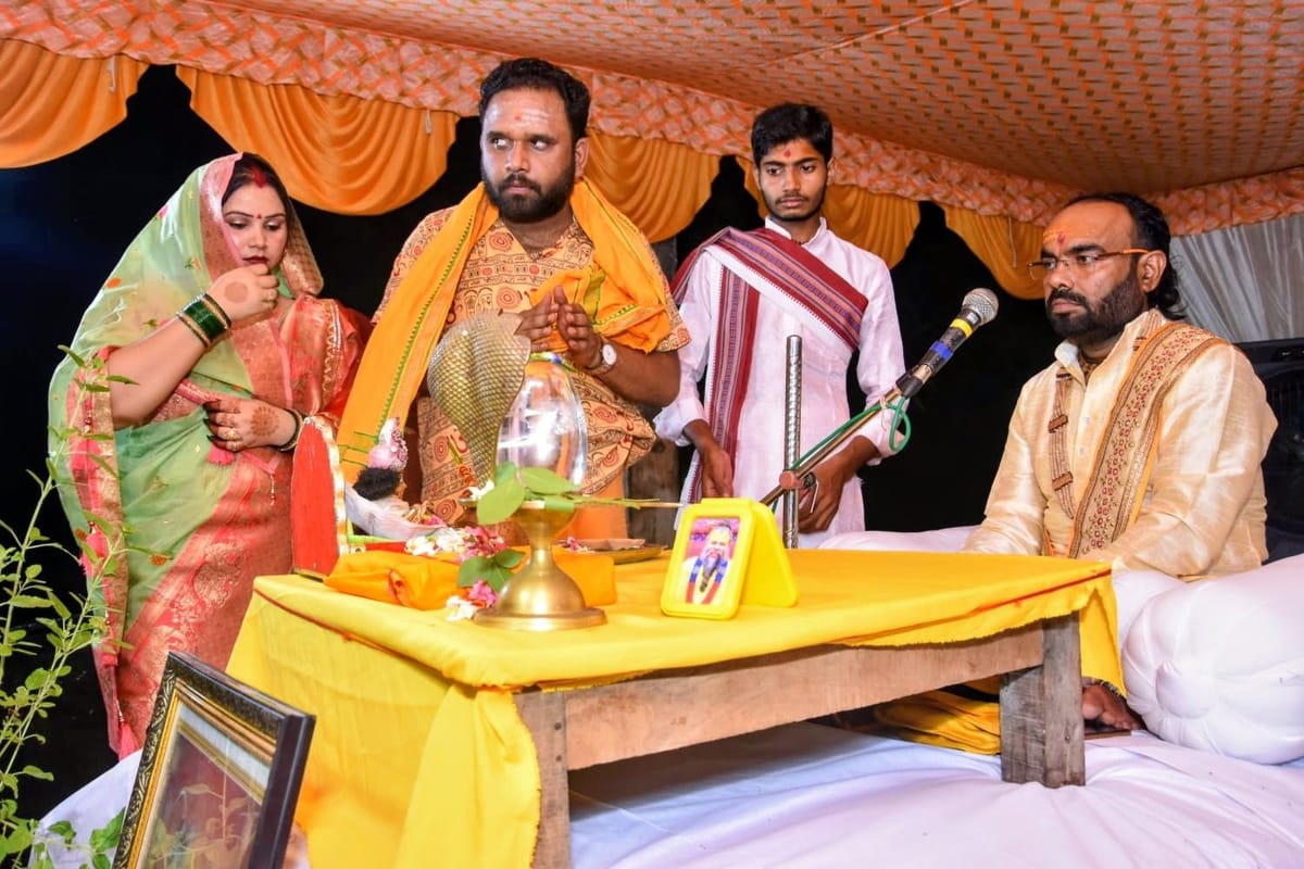 Lucknow News: निराशा ही दिखाती है भक्ति का मार्ग