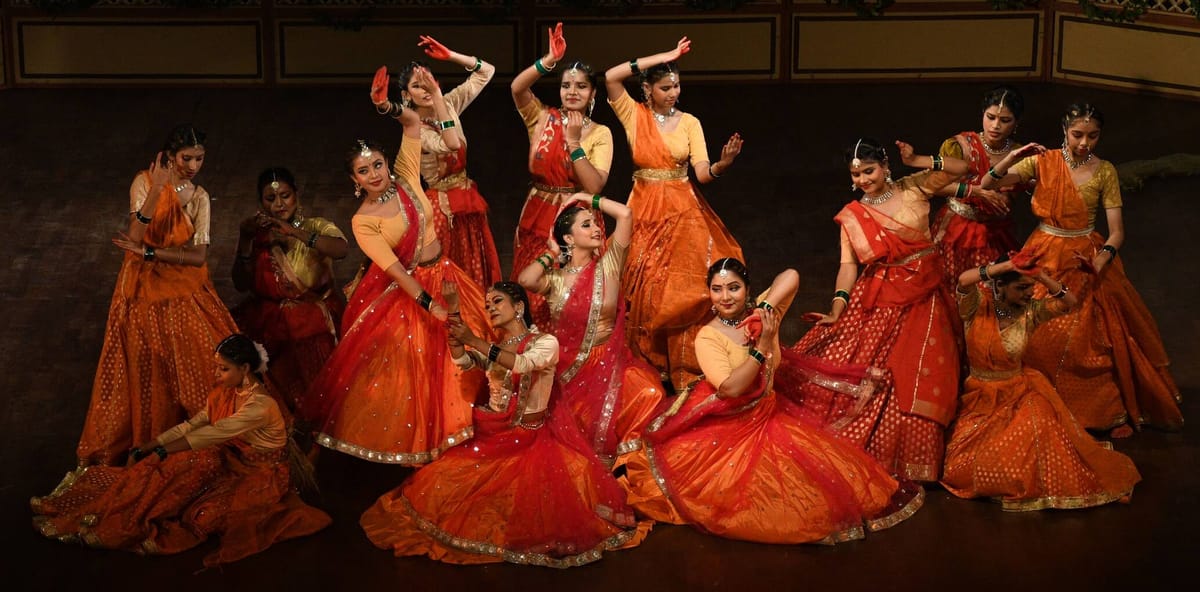 Lucknow News:परंपरा, भाव और कथक की लय से सजी शाम – An Evening Adorned With Tradition, Emotion, And The Rhythm Of Kathak
