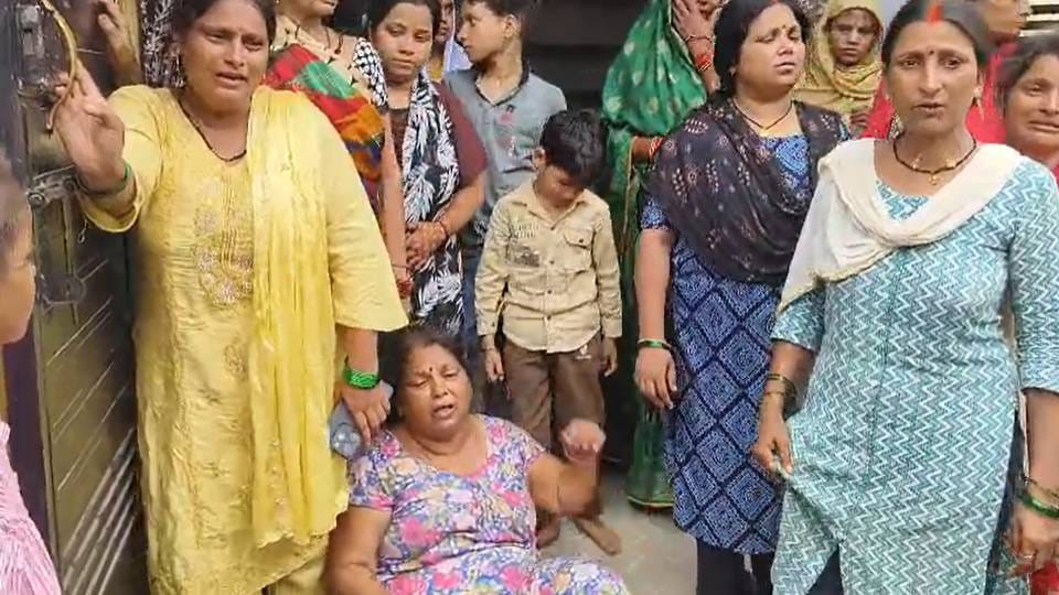 Lucknow News:पुरानी रंजिश में चाकू से गोदकर युवक की हत्या, पिता और भाई ने आरोपियों को दबोचा; पुलिस को सौंपा – Youth Stabbed To Death Over Old Enmity In Lucknow Father And Brother Nabbed Accused