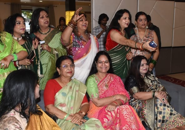 Lucknow News:सावन के गीतों पर दी प्रस्तुतियां – Performances Were Presented To The Tunes Of Sawan Songs