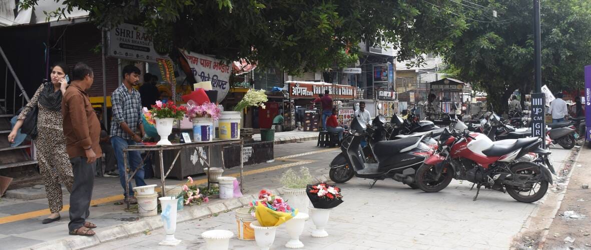 Lucknow News:सीएम ग्रिड की सड़कें फिर अतिक्रमण की जद में – Cm Grid Roads Once Again Under Encroachment