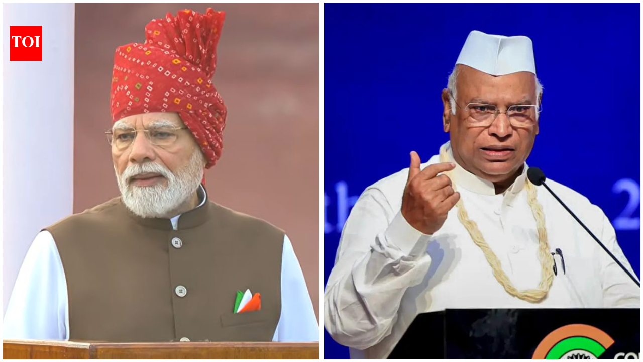 PM Modi, Amit Shah, Kharge, Rajnath Singh mark 80th Independence Day