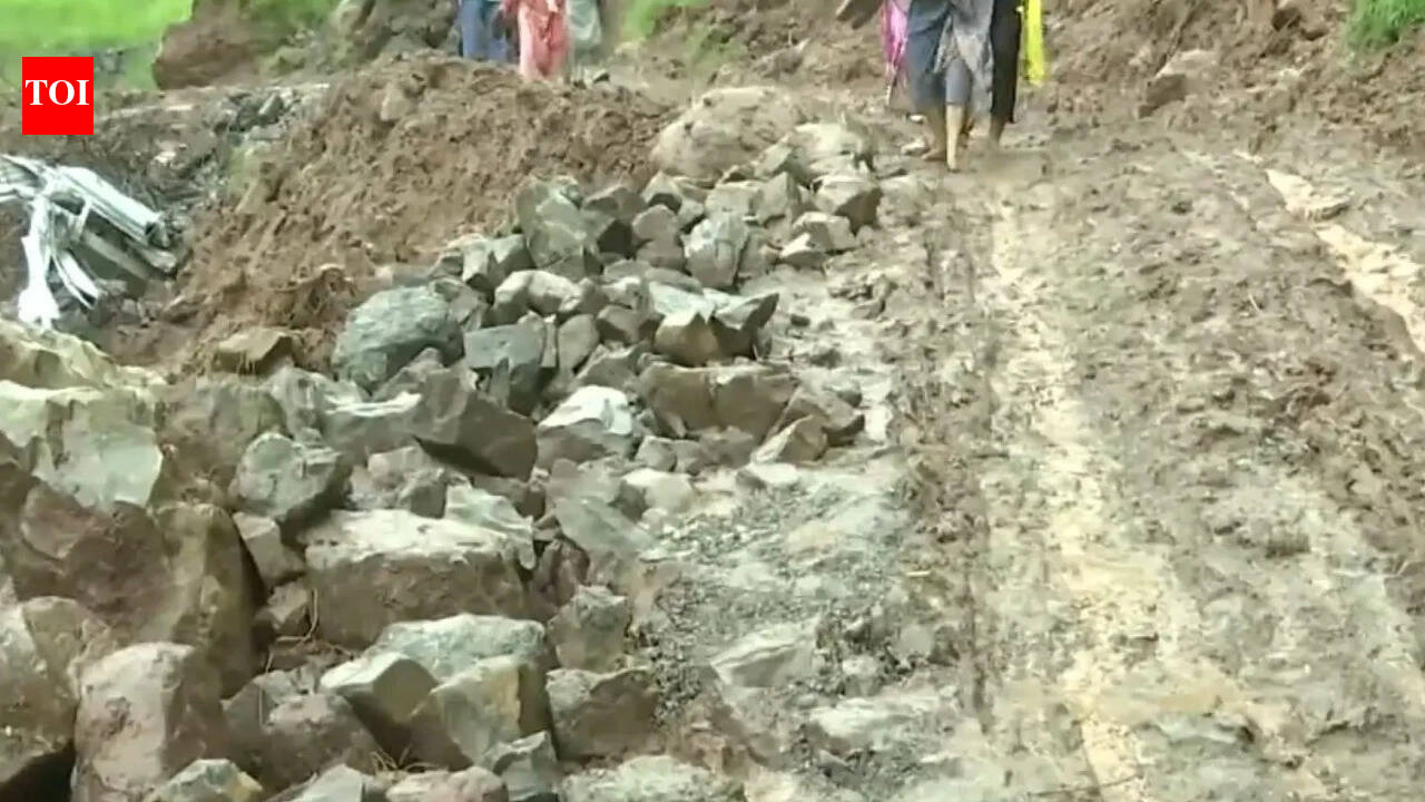 Sick teen dies as ambulance gets stuck in mud for hours in J&K’s Rajouri | India News
