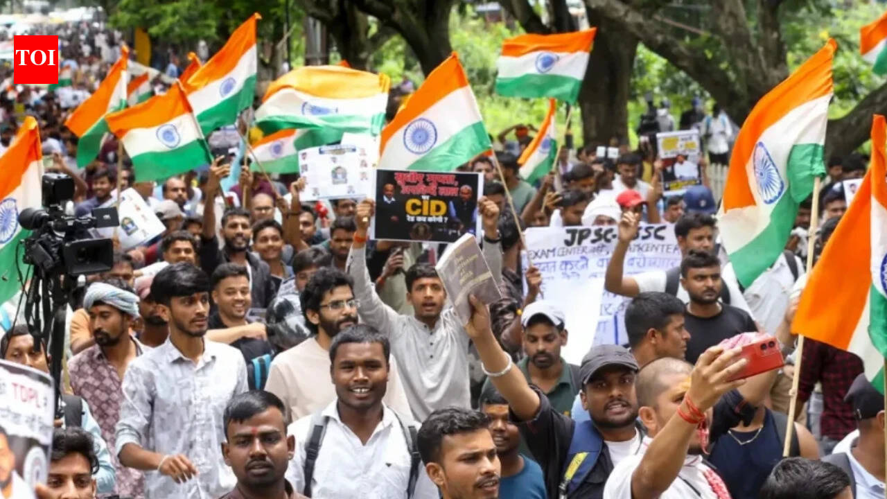 Students to gherao CM residence on August 20 if demands not met