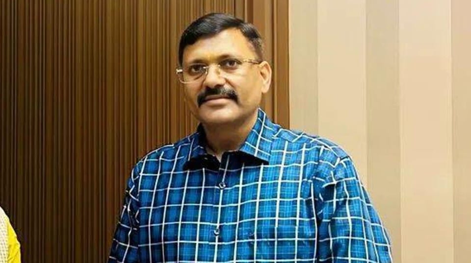 Up News:आंजनेय कुमार सिंह की प्रतिनियुक्ति अवधि पूरी, छुट्टी पर गए मुरादाबाद मंडलायुक्त; दोबारा बढ़ने के आसार – Anjaneya Kumar Singh Deputation Tenure Ends  goes On Leave Term Likely To Be Extended