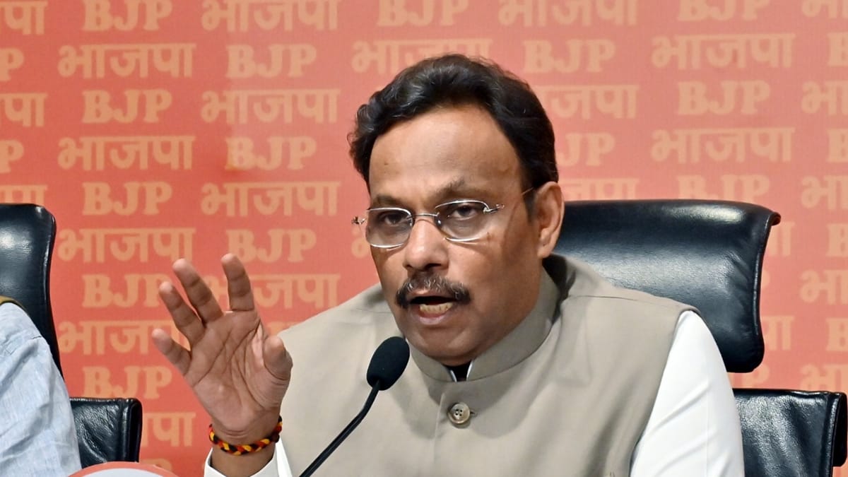 Up Politics:लंबे समय बाद यूपी भाजपा को मिला प्रभारी, विनोद तावड़े के हाथ में कमान; जगदीश पटेल बने सह प्रभारी – Vinod Tawde Has Been Appointed As Up Bjp In-charge While Jagdish Patel Has Become Co-in-charge