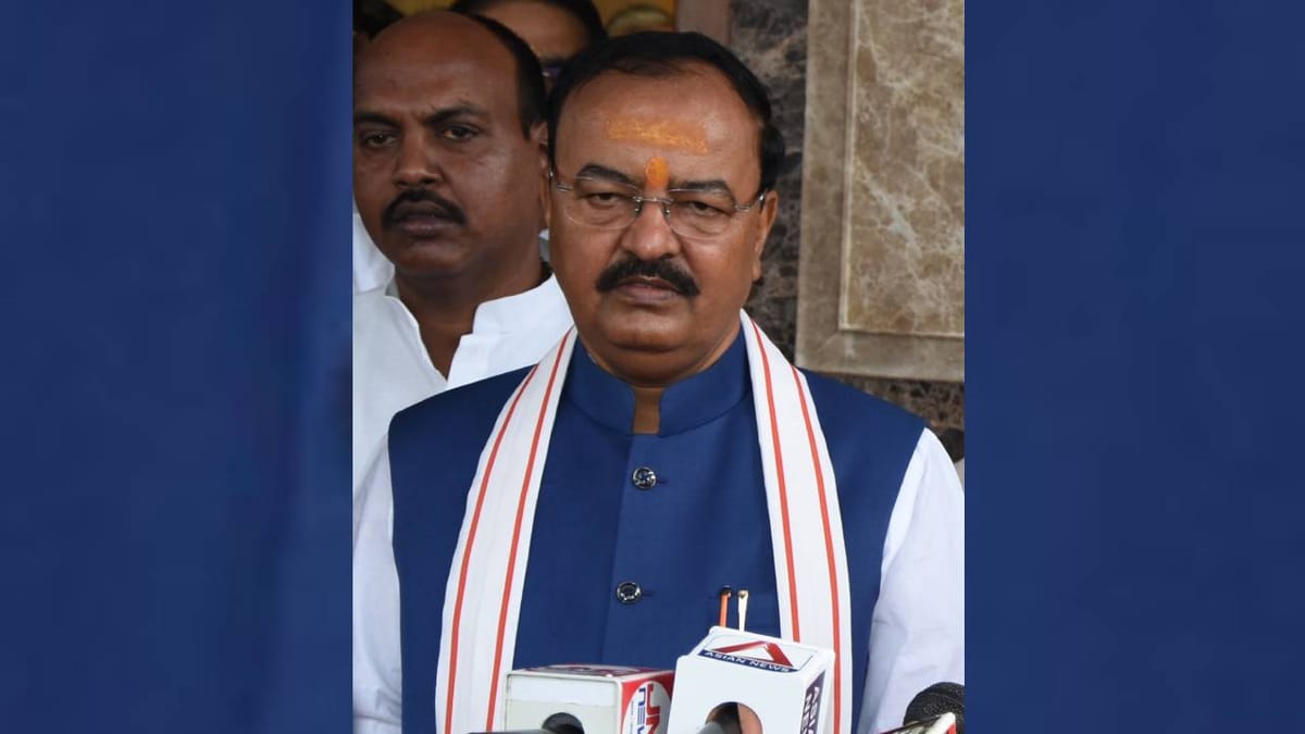 Up:शिक्षणेतर कर्मियों और मदरसा शिक्षकों के लिए कैशलेस इलाज की मांग, डिप्टी सीएम केशव बोले- विचार करेंगे – Up: Demand For Cashless Medical Treatment For Non-teaching Staff And Madrasa Teachers