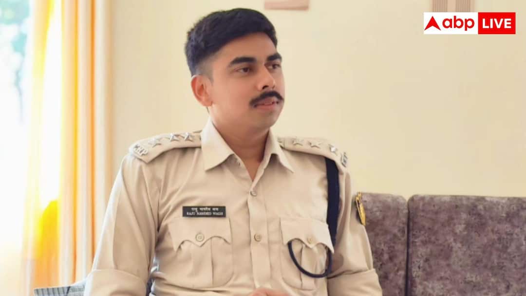 नक्सल प्रभावित इलाके में ड्यूटी, फिर भी नहीं छोड़ा UPSC का सपना, अफसर ने रचा इतिहास