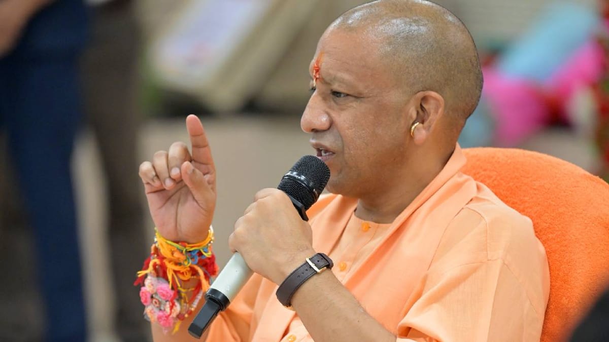 यूपी:रक्षाबंधन पर फ्री बस यात्रा से महिलाओं को मिली सहूलियत, पहले दिन ही 9 लाख से ज्यादा ने किया सफर – Up: Free Bus Travel On Raksha Bandhan Brings Convenience To Women; Over 9 Lakh Traveled On The Very First Day.