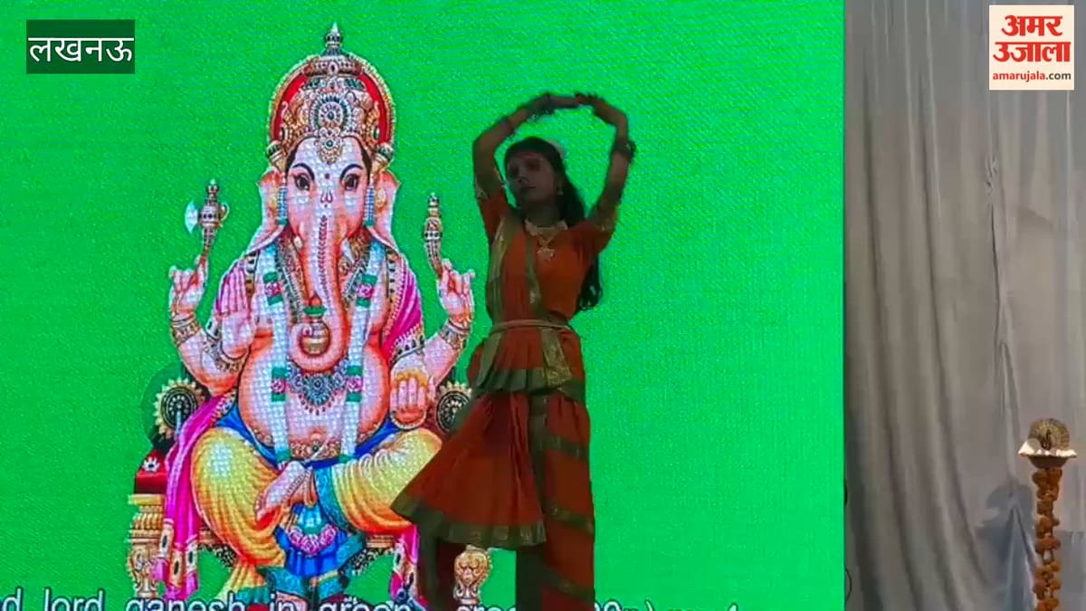 लखनऊ में स्वतंत्र गर्ल्स डिग्री कॉलेज के स्थापना दिवस पर कार्यक्रम आयोजित