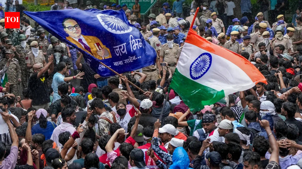 Delhi Police moves SC to withdraw 13 FIRs, including 10 on attempt to murder | India News