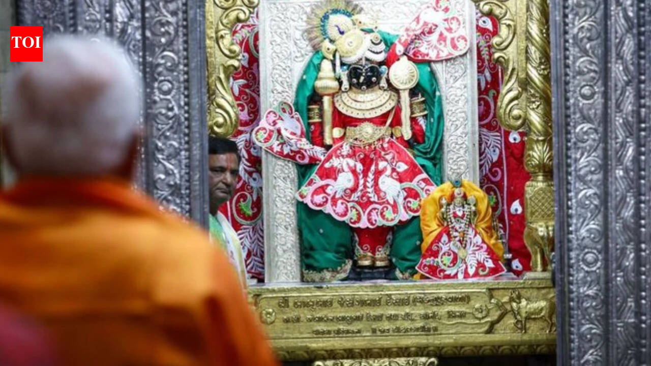 ‘Profound inspiration for selfless action’: PM Modi extends greetings to nation on Janmashtami | India News